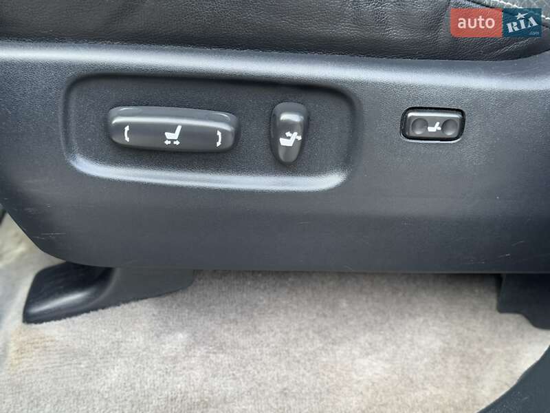 Позашляховик / Кросовер Toyota Land Cruiser 2014 в Трускавці фото 61 Позашляховик / Кросовер Toyota Land Cruiser 2014 в Трускавці