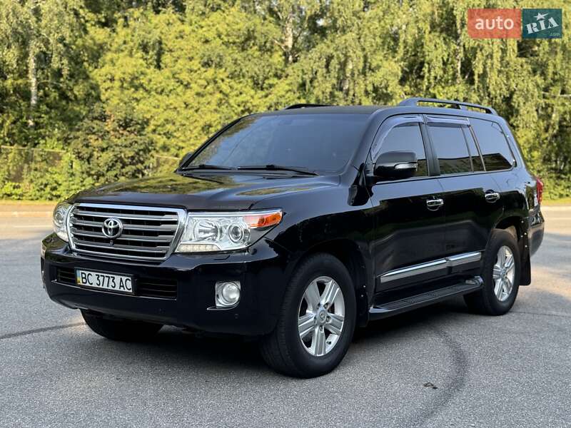 Позашляховик / Кросовер Toyota Land Cruiser 2014 в Трускавці фото 26 Позашляховик / Кросовер Toyota Land Cruiser 2014 в Трускавці