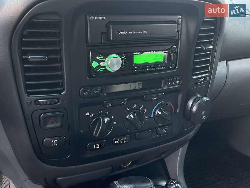 Позашляховик / Кросовер Toyota Land Cruiser 2001 в Миколаєві