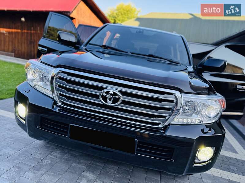 Внедорожник / Кроссовер Toyota Land Cruiser 2012 в Нижней Апше фото 10 Внедорожник / Кроссовер Toyota Land Cruiser 2012 в Нижней Апше