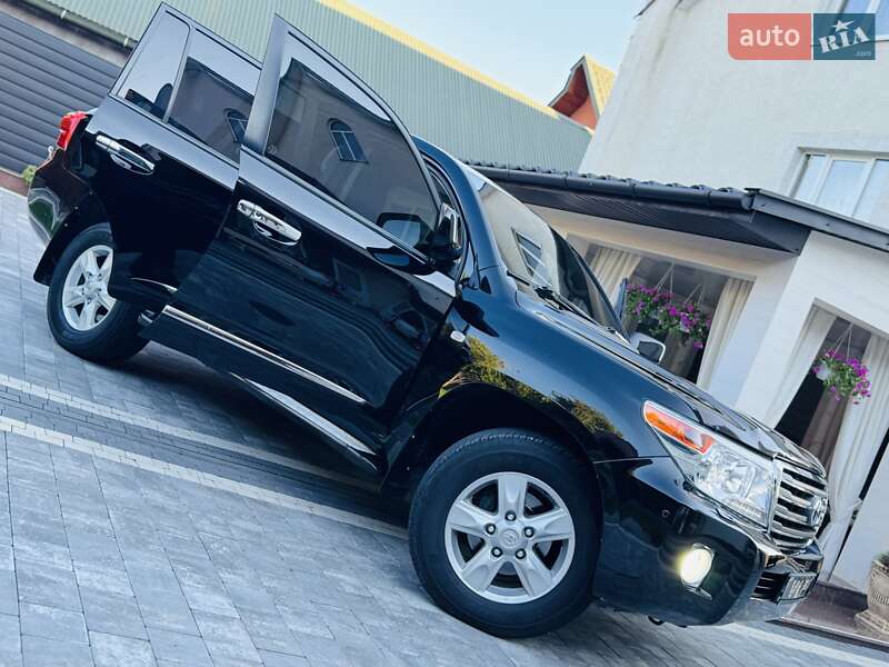 Внедорожник / Кроссовер Toyota Land Cruiser 2012 в Нижней Апше фото 47 Внедорожник / Кроссовер Toyota Land Cruiser 2012 в Нижней Апше