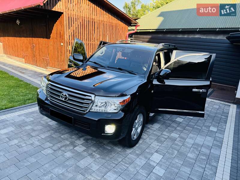 Внедорожник / Кроссовер Toyota Land Cruiser 2012 в Нижней Апше фото 64 Внедорожник / Кроссовер Toyota Land Cruiser 2012 в Нижней Апше