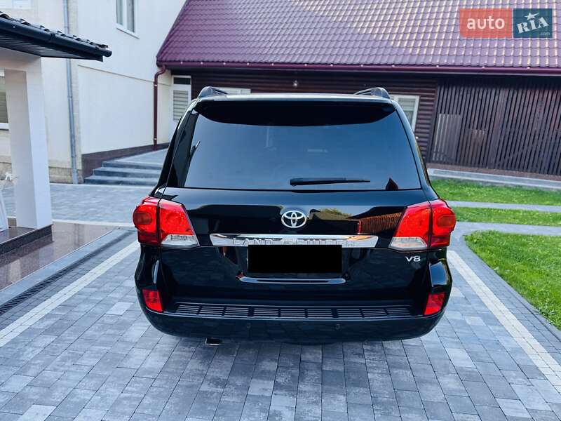 Внедорожник / Кроссовер Toyota Land Cruiser 2012 в Нижней Апше фото 80 Внедорожник / Кроссовер Toyota Land Cruiser 2012 в Нижней Апше