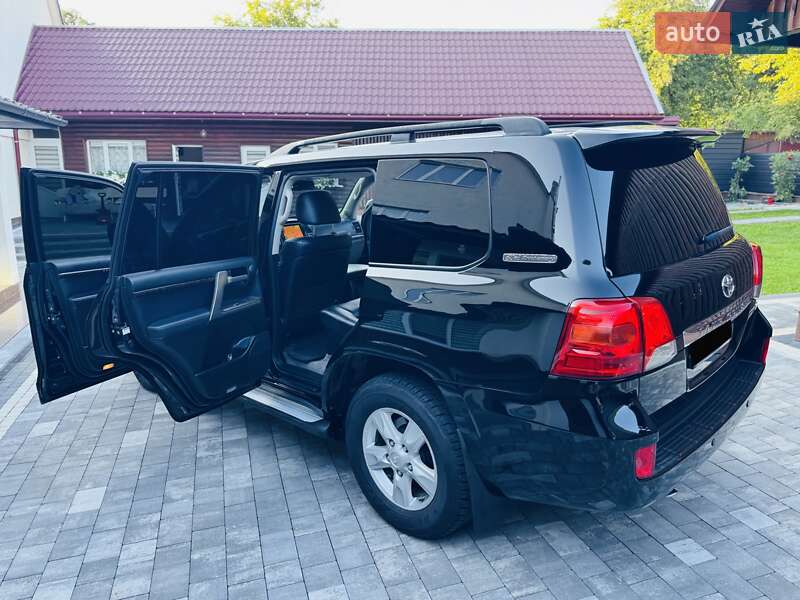 Внедорожник / Кроссовер Toyota Land Cruiser 2012 в Нижней Апше фото 97 Внедорожник / Кроссовер Toyota Land Cruiser 2012 в Нижней Апше