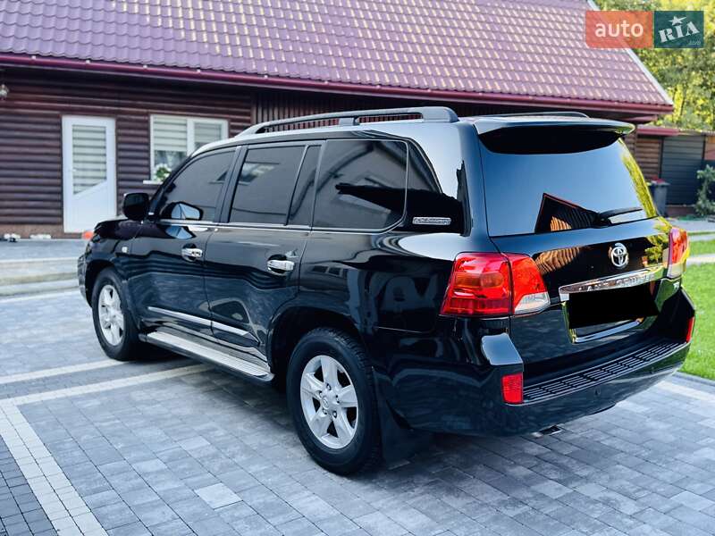 Внедорожник / Кроссовер Toyota Land Cruiser 2012 в Нижней Апше фото 115 Внедорожник / Кроссовер Toyota Land Cruiser 2012 в Нижней Апше