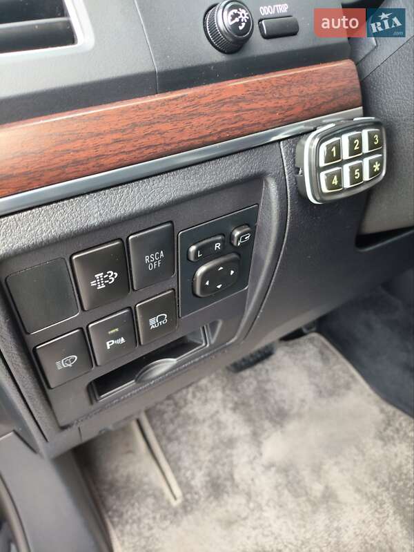 Позашляховик / Кросовер Toyota Land Cruiser 2016 в Києві фото 9 Позашляховик / Кросовер Toyota Land Cruiser 2016 в Києві