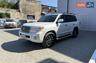 Позашляховик / Кросовер Toyota Land Cruiser 2013 в Чернівцях