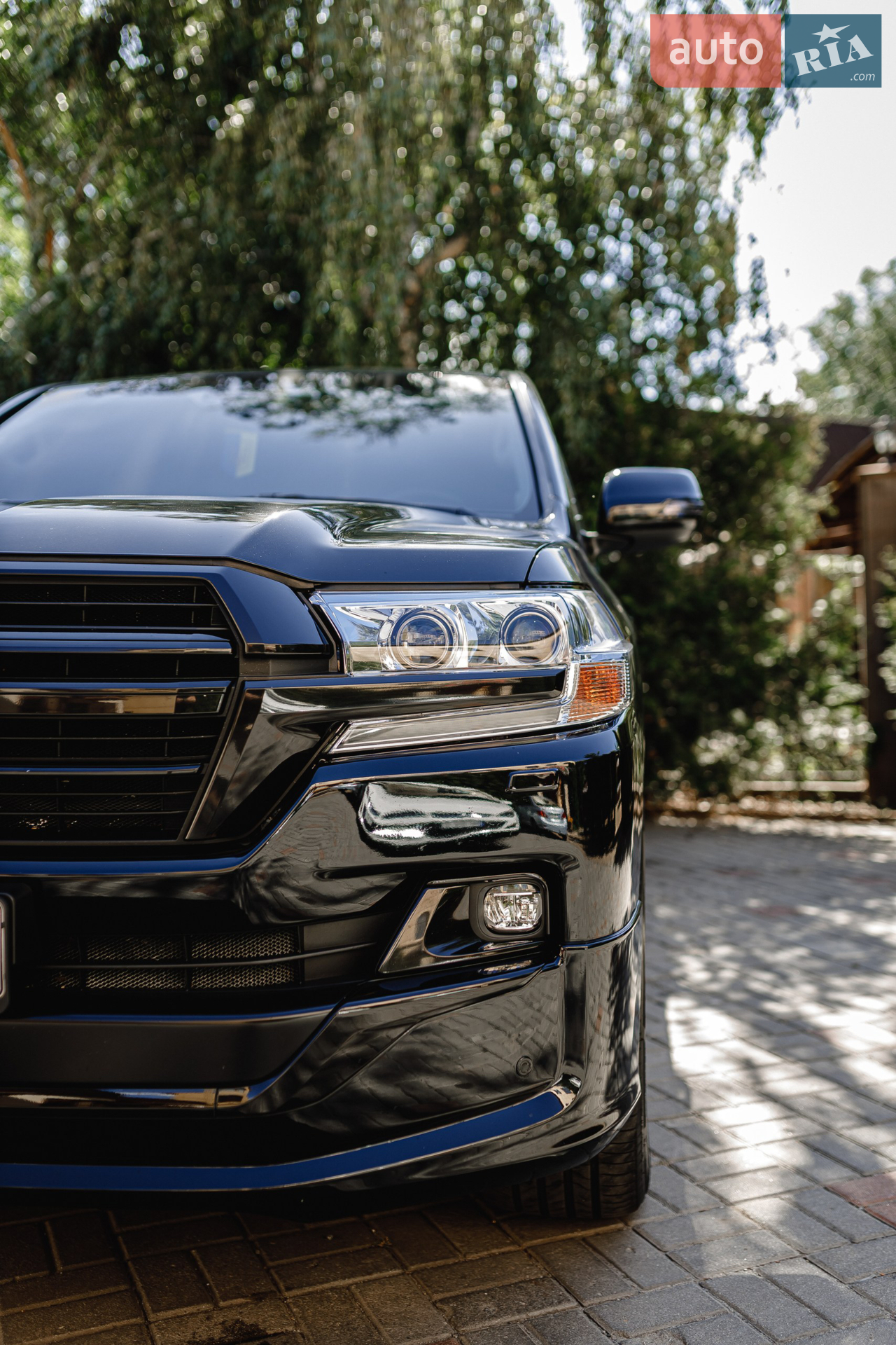 Toyota Land Cruiser 2019 VIN JTMCV02J804275595 фото оголошення 4 з 38