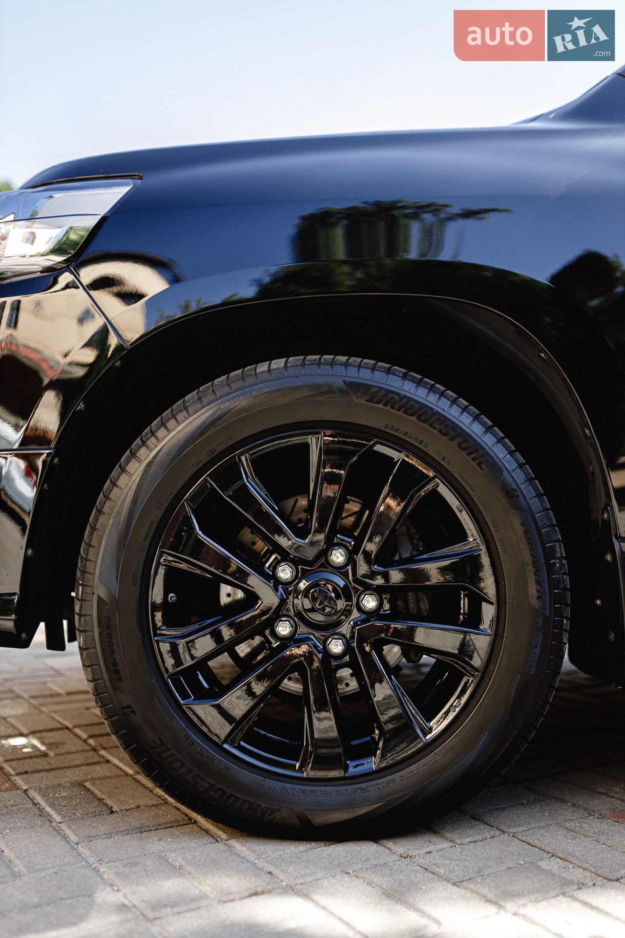Toyota Land Cruiser 2019 VIN JTMCV02J804275595 фото оголошення 35 з 38
