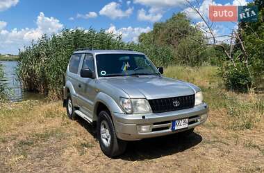 Позашляховик / Кросовер Toyota Land Cruiser 2000 в Ніжині