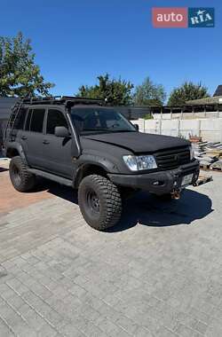 Внедорожник / Кроссовер Toyota Land Cruiser 2003 в Днепре