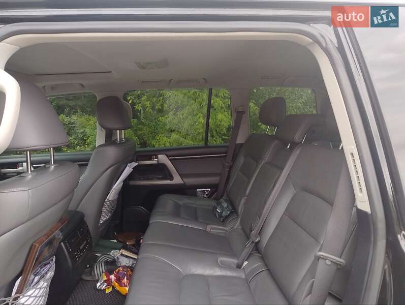 Внедорожник / Кроссовер Toyota Land Cruiser 2008 в Вараше