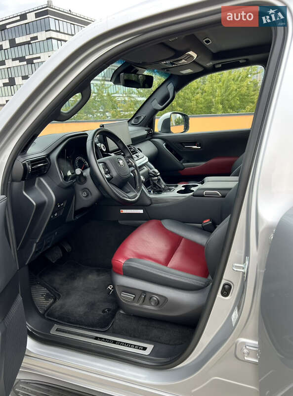 Внедорожник / Кроссовер Toyota Land Cruiser 2022 в Киеве