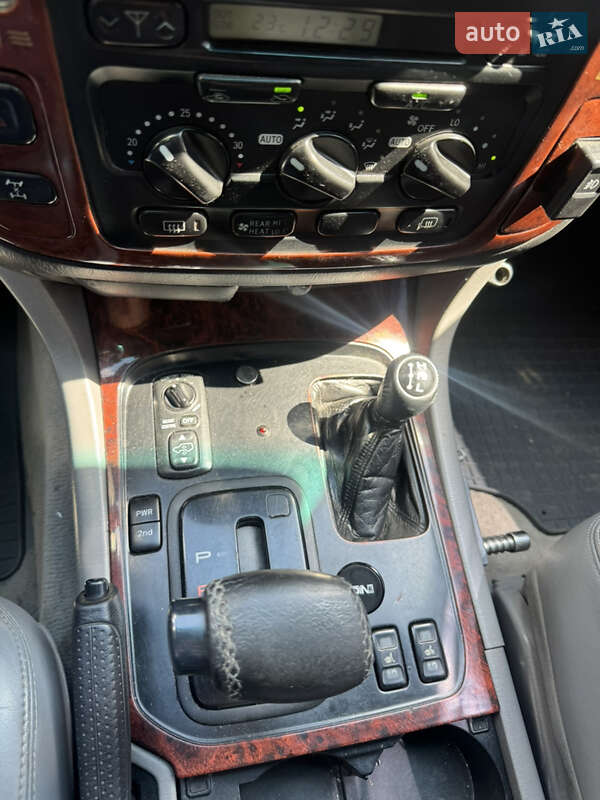 Внедорожник / Кроссовер Toyota Land Cruiser 1999 в Киеве