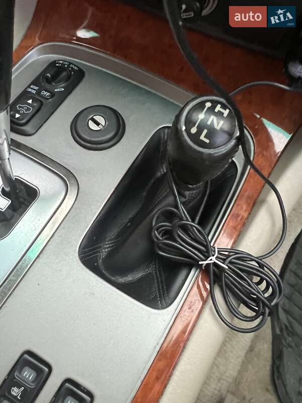 Внедорожник / Кроссовер Toyota Land Cruiser 2004 в Василькове