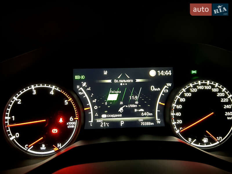 Внедорожник / Кроссовер Toyota Land Cruiser 2022 в Киеве