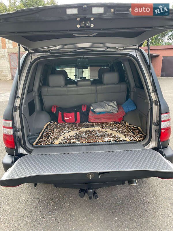 Внедорожник / Кроссовер Toyota Land Cruiser 2002 в Виннице