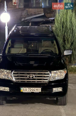 Позашляховик / Кросовер Toyota Land Cruiser 2009 в Києві