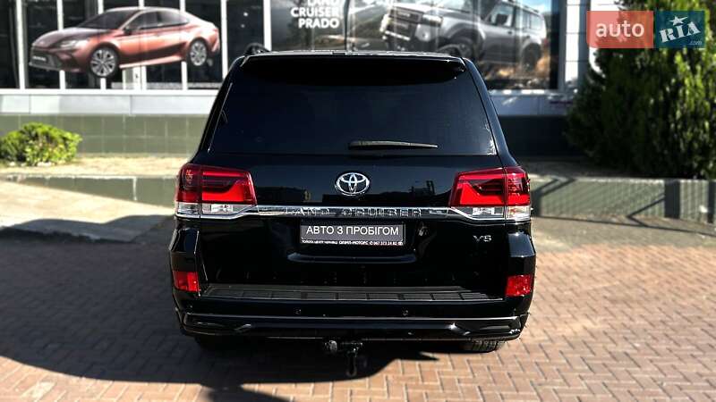 Внедорожник / Кроссовер Toyota Land Cruiser 2016 в Черновцах