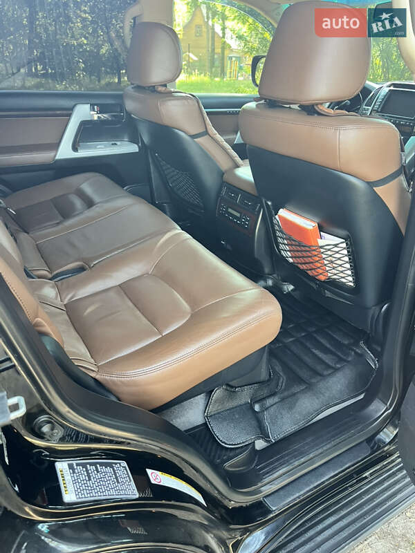 Внедорожник / Кроссовер Toyota Land Cruiser 2014 в Нежине