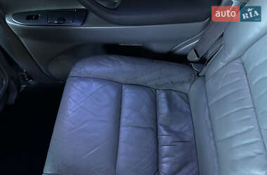 Внедорожник / Кроссовер Toyota Land Cruiser 2002 в 