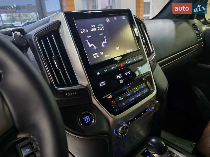 Внедорожник / Кроссовер Toyota Land Cruiser 2018 в Коломые