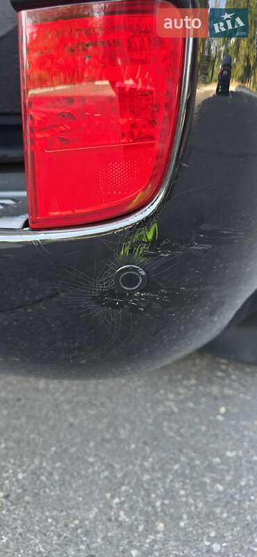 Внедорожник / Кроссовер Toyota Land Cruiser 2012 в Одессе фото 13 Внедорожник / Кроссовер Toyota Land Cruiser 2012 в Одессе