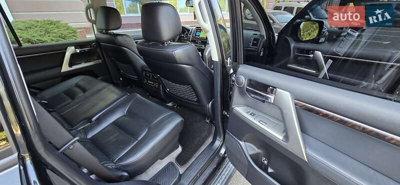 Внедорожник / Кроссовер Toyota Land Cruiser 2012 в Одессе фото 19 Внедорожник / Кроссовер Toyota Land Cruiser 2012 в Одессе