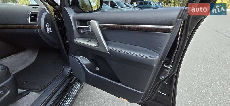 Внедорожник / Кроссовер Toyota Land Cruiser 2012 в Одессе фото 22 Внедорожник / Кроссовер Toyota Land Cruiser 2012 в Одессе