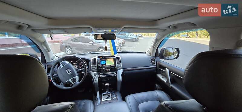 Внедорожник / Кроссовер Toyota Land Cruiser 2012 в Одессе фото 49 Внедорожник / Кроссовер Toyota Land Cruiser 2012 в Одессе