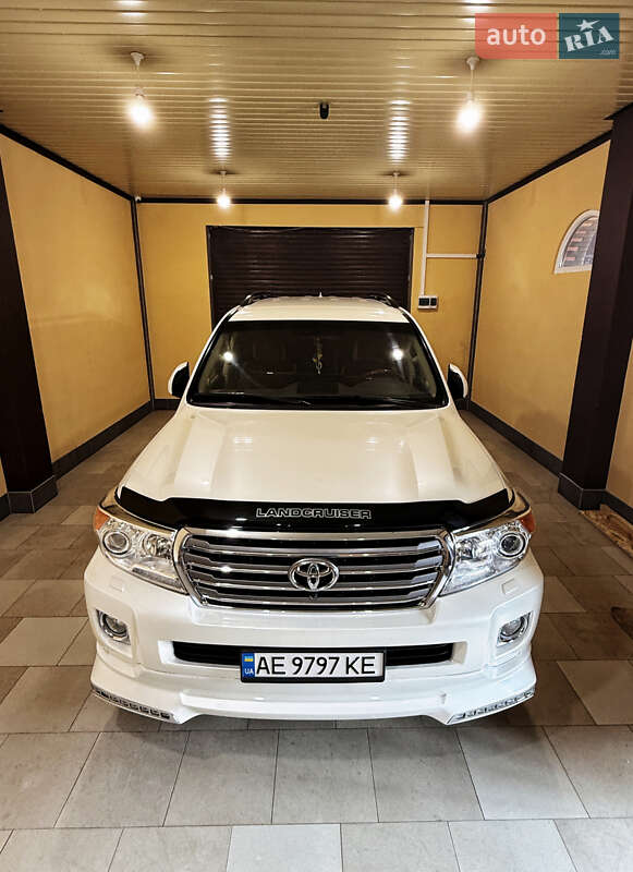 Внедорожник / Кроссовер Toyota Land Cruiser 2013 в Кривом Роге фото 2 Внедорожник / Кроссовер Toyota Land Cruiser 2013 в Кривом Роге