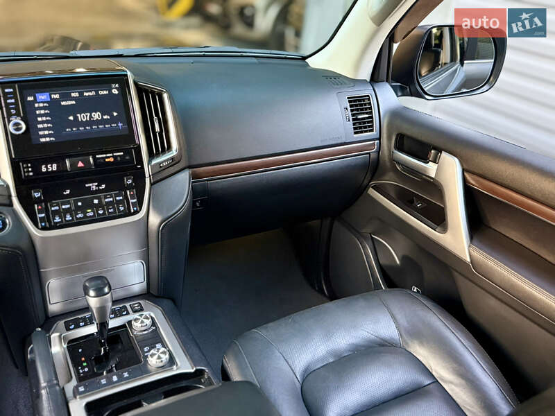 Внедорожник / Кроссовер Toyota Land Cruiser 2016 в Харькове