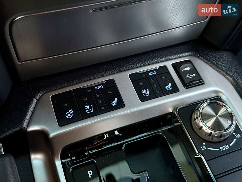 Внедорожник / Кроссовер Toyota Land Cruiser 2016 в Харькове