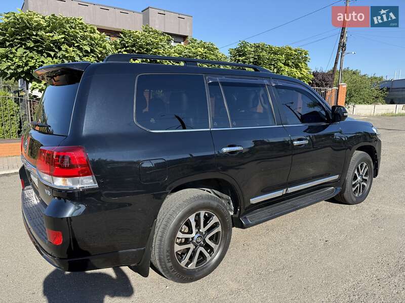 Внедорожник / Кроссовер Toyota Land Cruiser 2018 в Кривом Роге