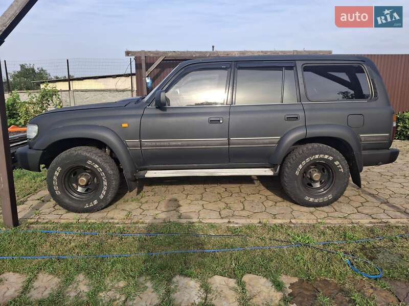 Внедорожник / Кроссовер Toyota Land Cruiser 1996 в Киеве