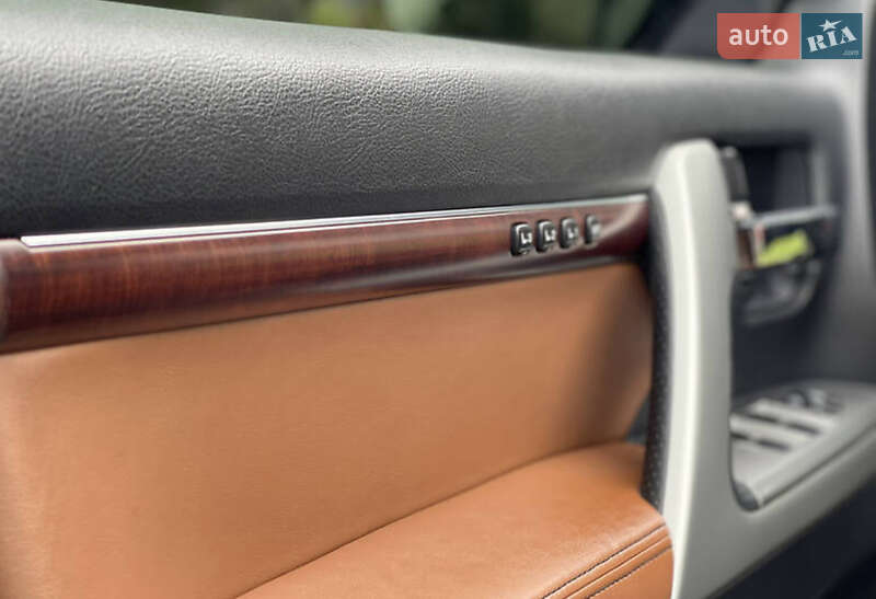 Внедорожник / Кроссовер Toyota Land Cruiser 2014 в Киеве