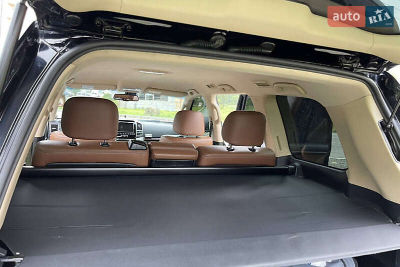 Внедорожник / Кроссовер Toyota Land Cruiser 2014 в Киеве