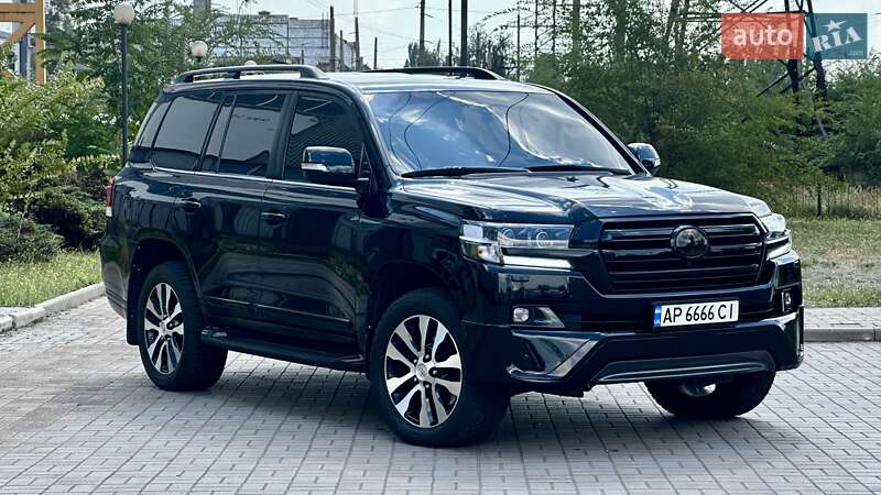 Внедорожник / Кроссовер Toyota Land Cruiser 2016 в Запорожье