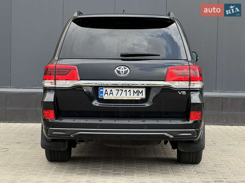 Внедорожник / Кроссовер Toyota Land Cruiser 2017 в Киеве
