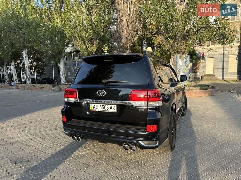 Внедорожник / Кроссовер Toyota Land Cruiser 2016 в Днепре