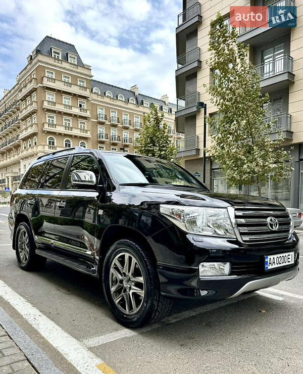 Внедорожник / Кроссовер Toyota Land Cruiser 2011 в Киеве фото 2 Внедорожник / Кроссовер Toyota Land Cruiser 2011 в Киеве
