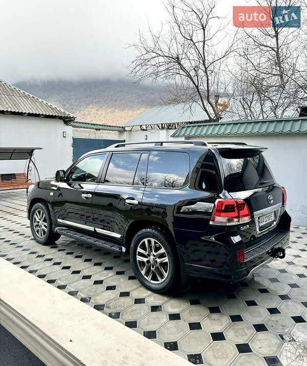 Внедорожник / Кроссовер Toyota Land Cruiser 2011 в Киеве фото 20 Внедорожник / Кроссовер Toyota Land Cruiser 2011 в Киеве