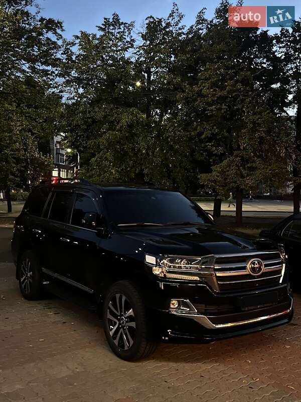 Внедорожник / Кроссовер Toyota Land Cruiser 2019 в Черкассах