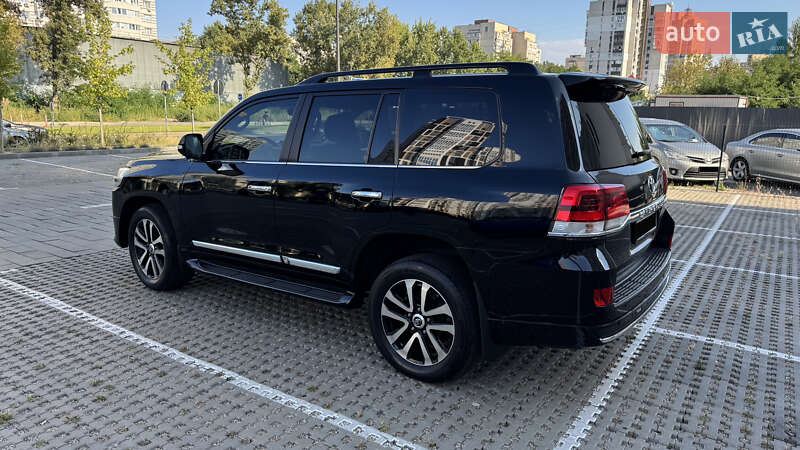 Позашляховик / Кросовер Toyota Land Cruiser 2019 в Києві