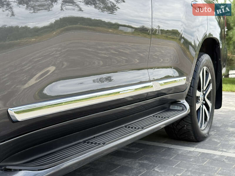 Позашляховик / Кросовер Toyota Land Cruiser 2018 в Ужгороді фото 13 Позашляховик / Кросовер Toyota Land Cruiser 2018 в Ужгороді