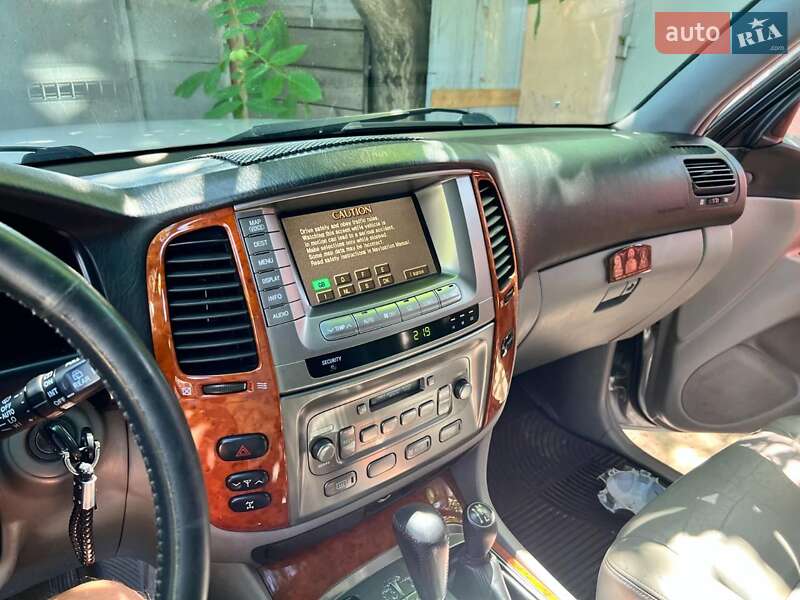 Внедорожник / Кроссовер Toyota Land Cruiser 2003 в Одессе
