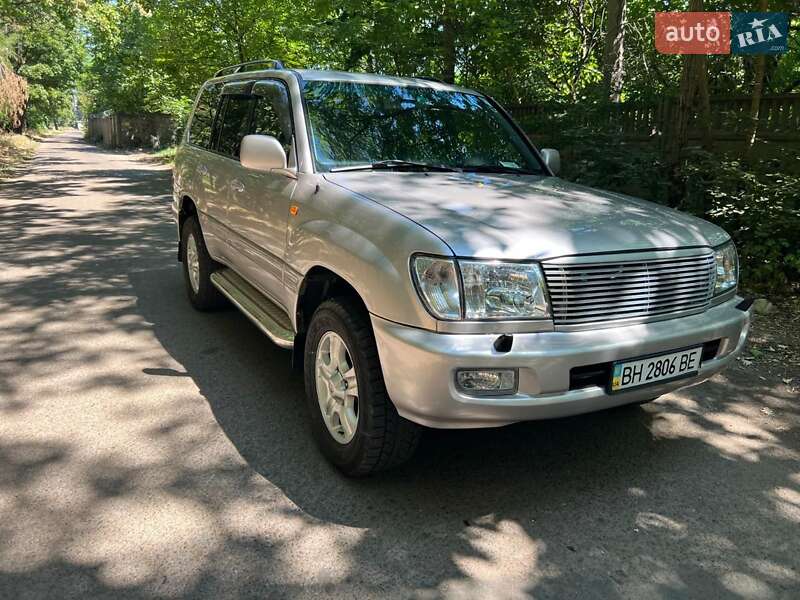 Внедорожник / Кроссовер Toyota Land Cruiser 2003 в Одессе