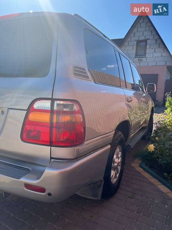 Внедорожник / Кроссовер Toyota Land Cruiser 2001 в Балаклее