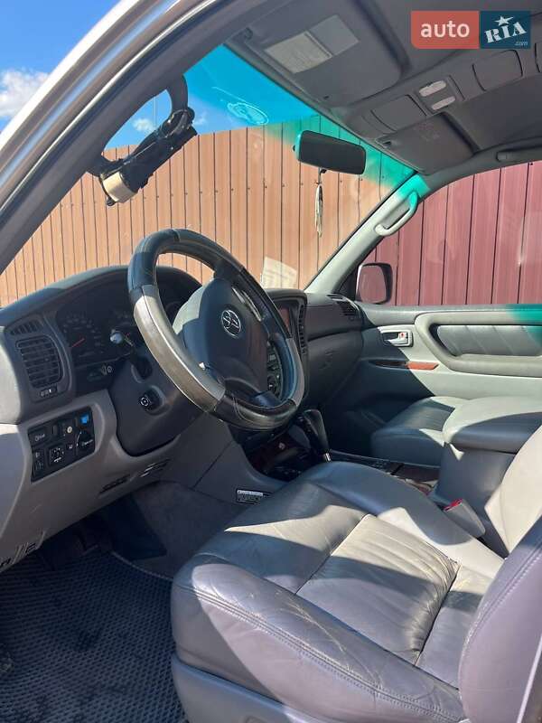 Внедорожник / Кроссовер Toyota Land Cruiser 2001 в Балаклее