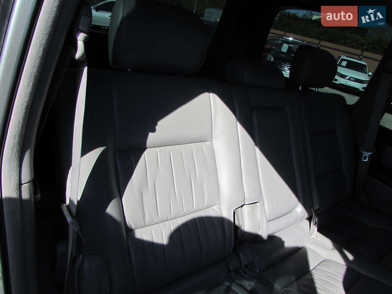 Внедорожник / Кроссовер Toyota Land Cruiser 2004 в Кропивницком